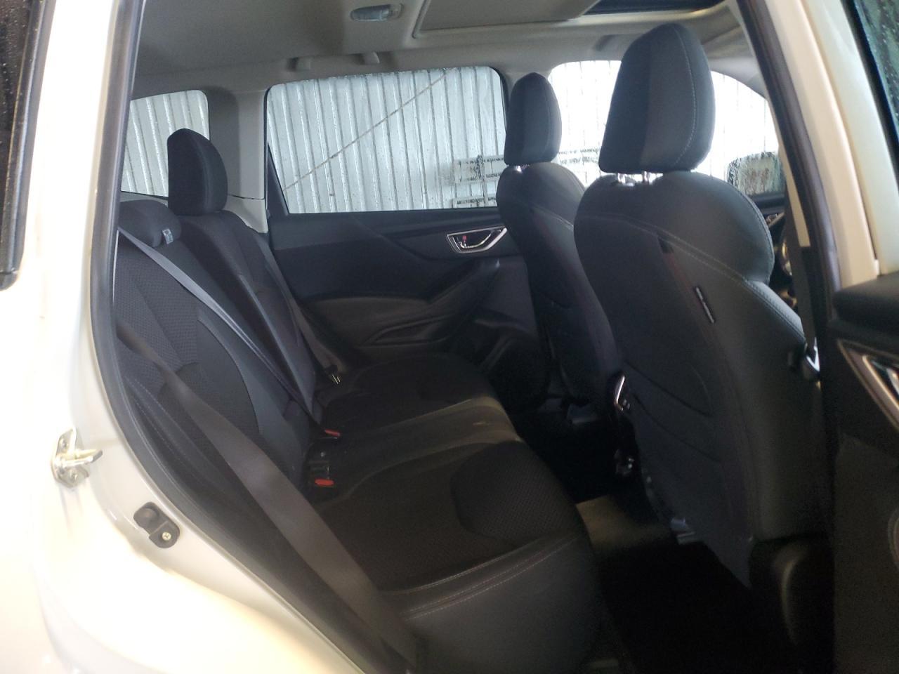 2021 SUBARU FORESTER