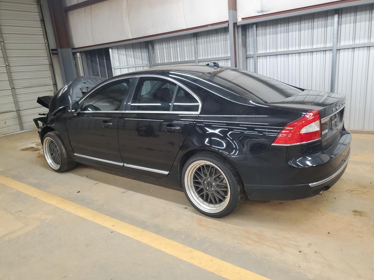 2015 VOLVO S80