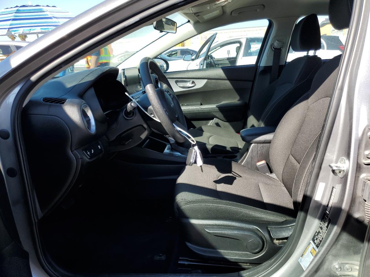 2023 KIA FORTE