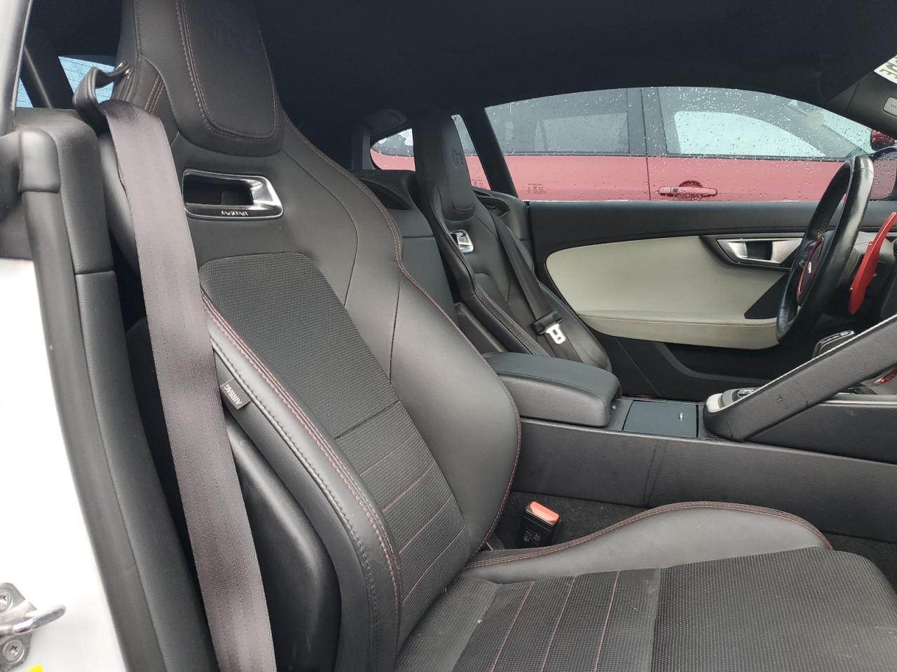 2016 JAGUAR F-Type