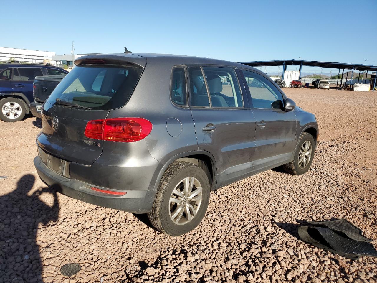 2012 VOLKSWAGEN TIGUAN