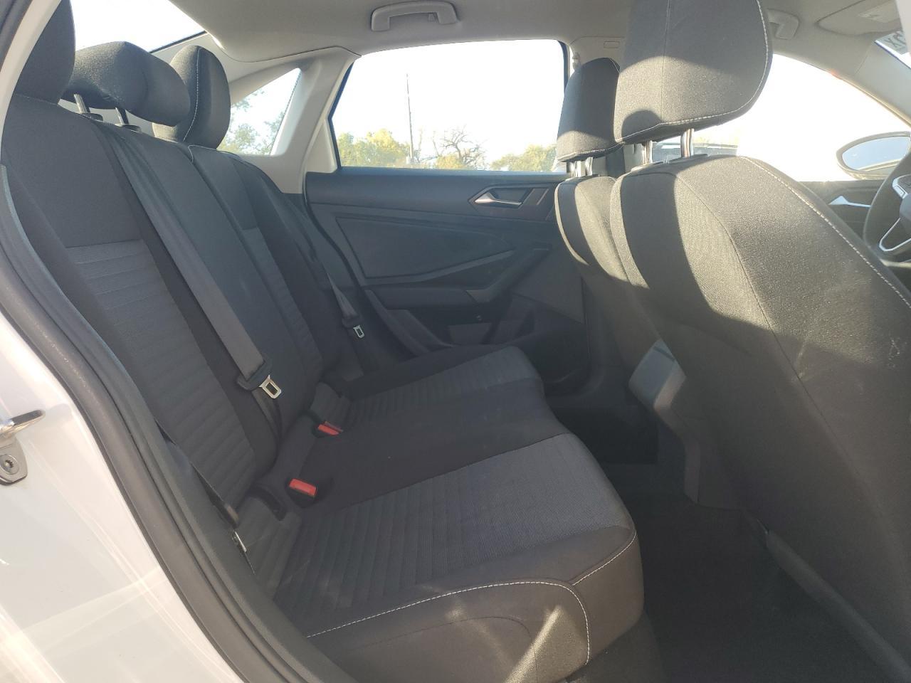 2025 VOLKSWAGEN JETTA