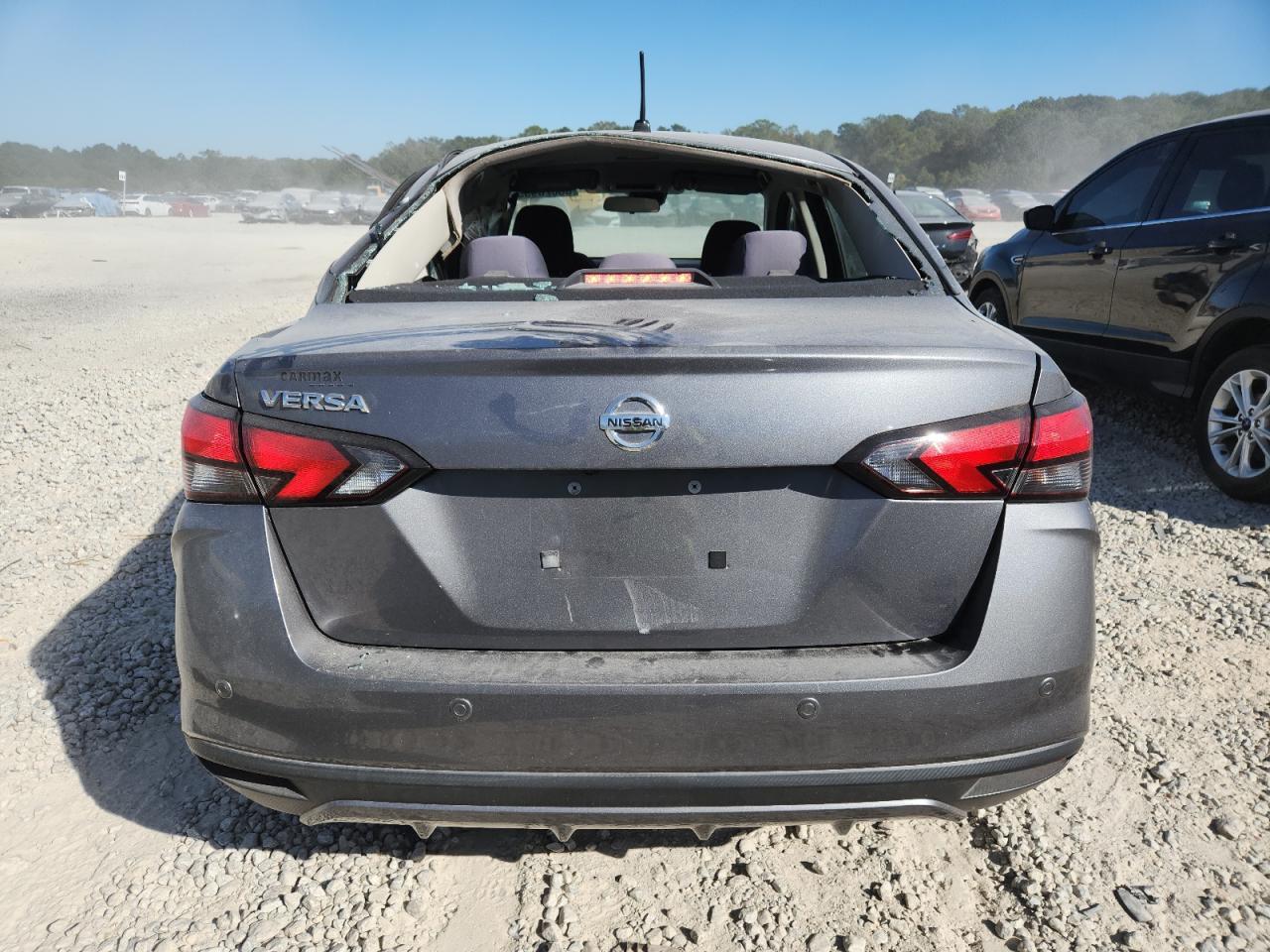 2020 NISSAN VERSA