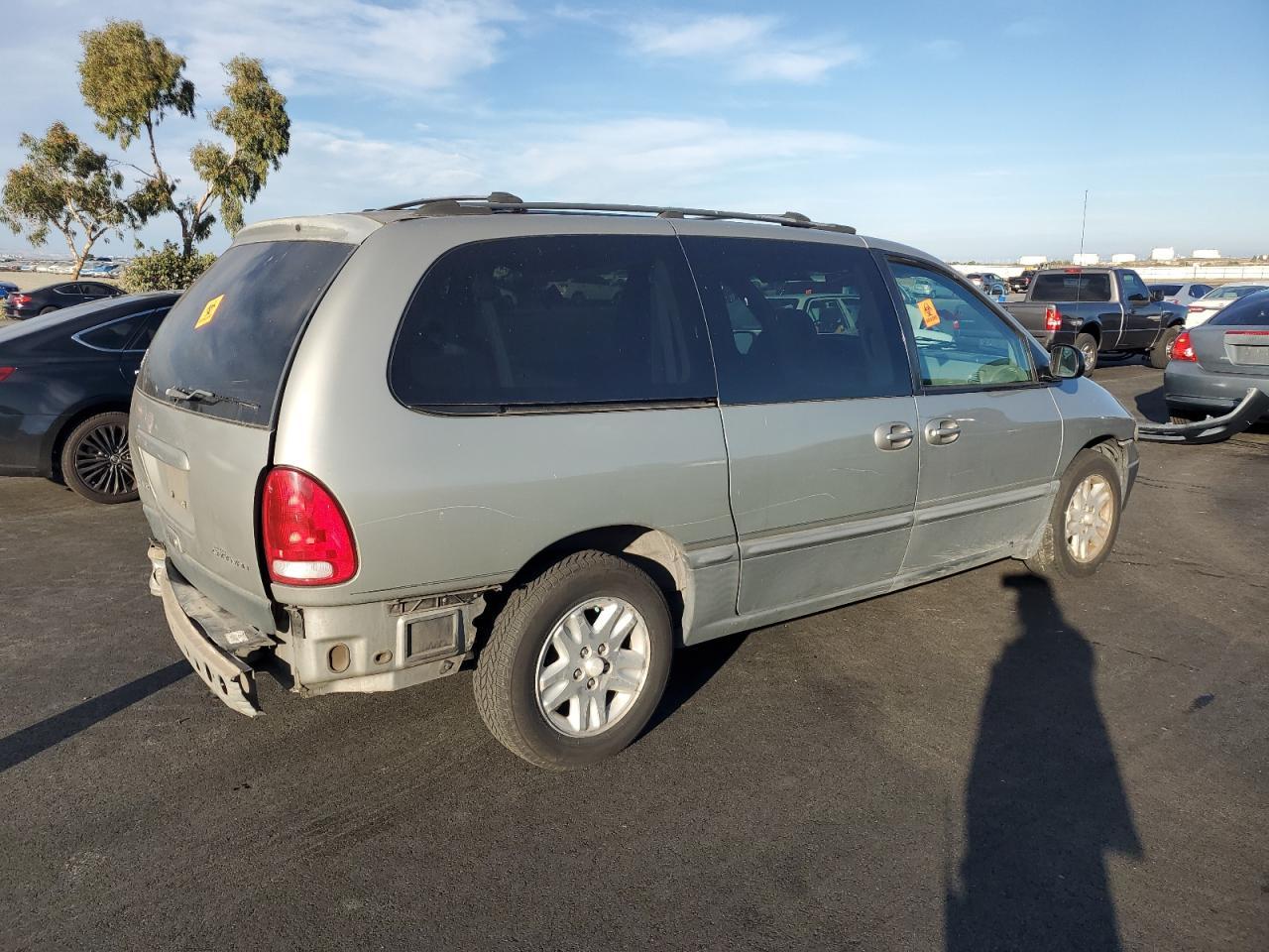 1996 DODGE GRAND CARAVAN