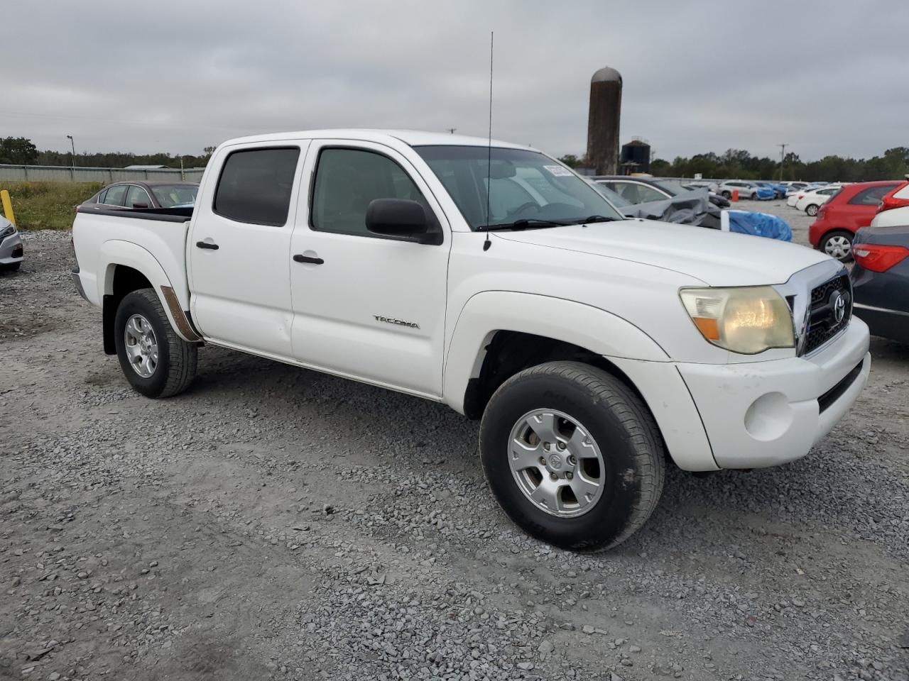 2011 TOYOTA TACOMA