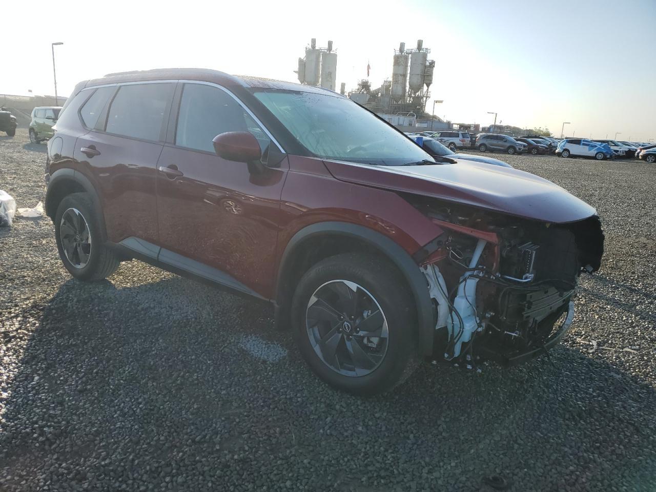 2024 NISSAN ROGUE