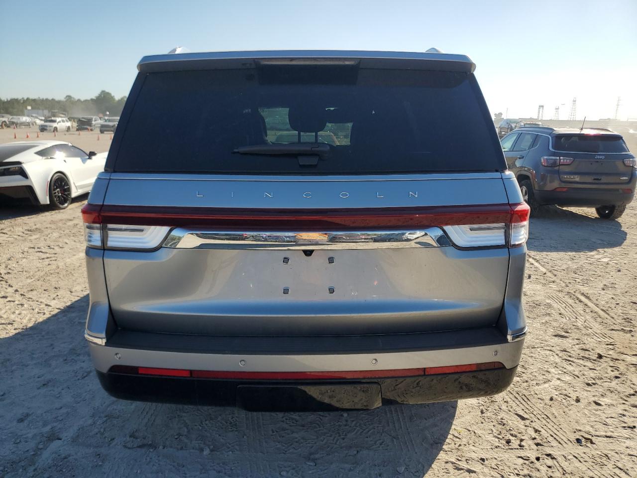 2024 LINCOLN Navigator
