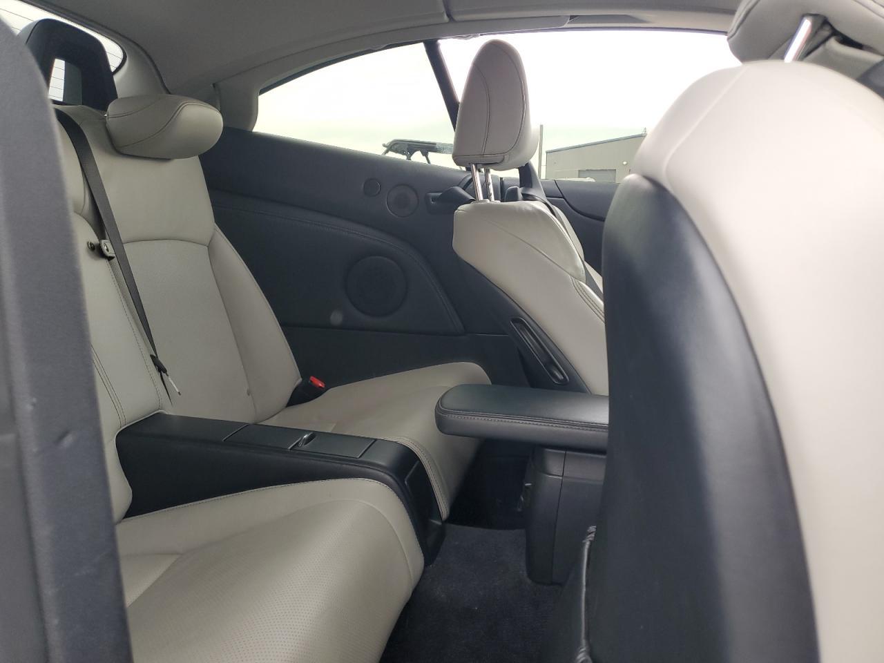 2011 LEXUS IS 250