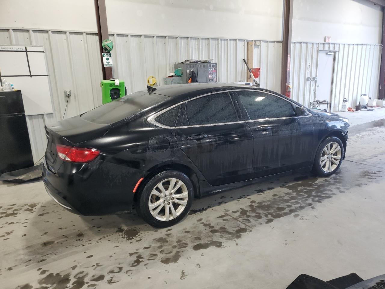 2017 CHRYSLER 200