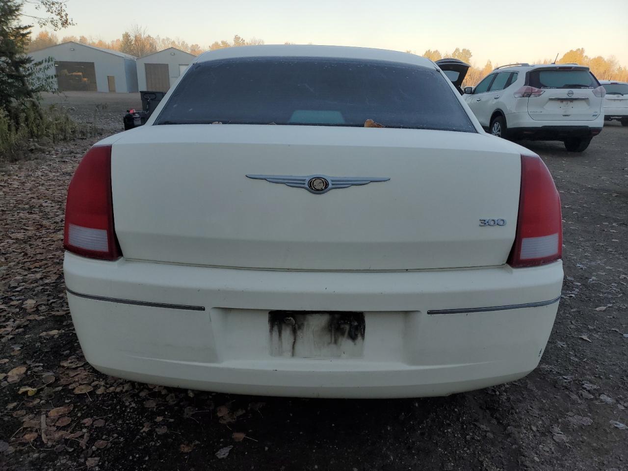 2005 CHRYSLER 300