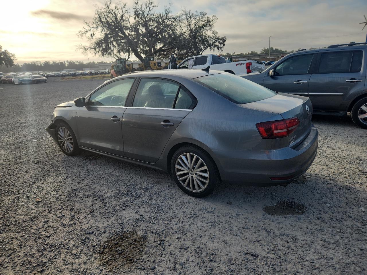 2016 VOLKSWAGEN JETTA