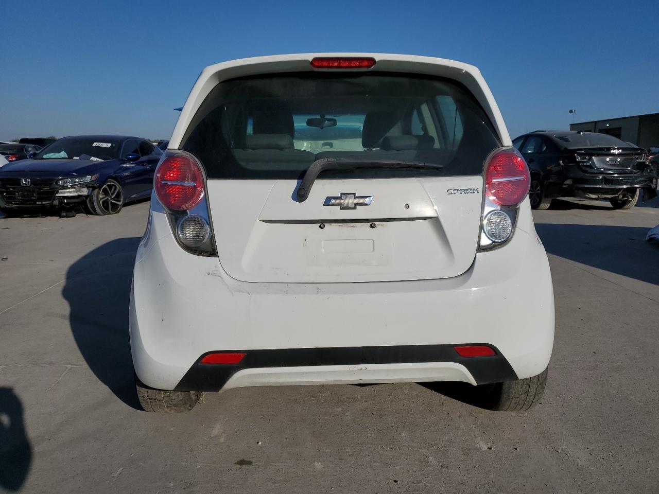 2014 CHEVROLET Spark