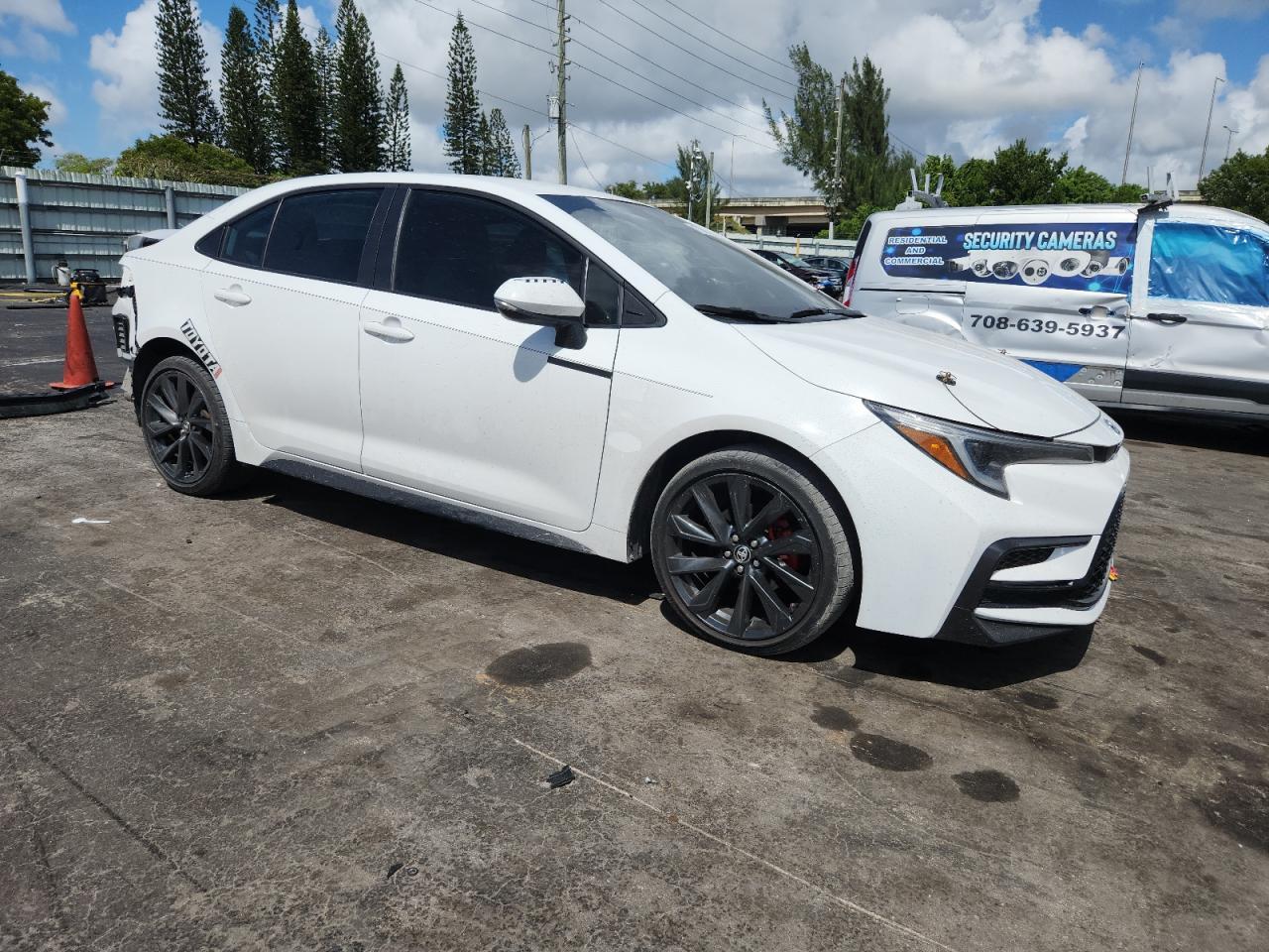 2024 TOYOTA COROLLA