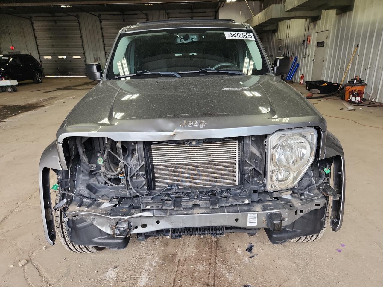2012 JEEP Liberty