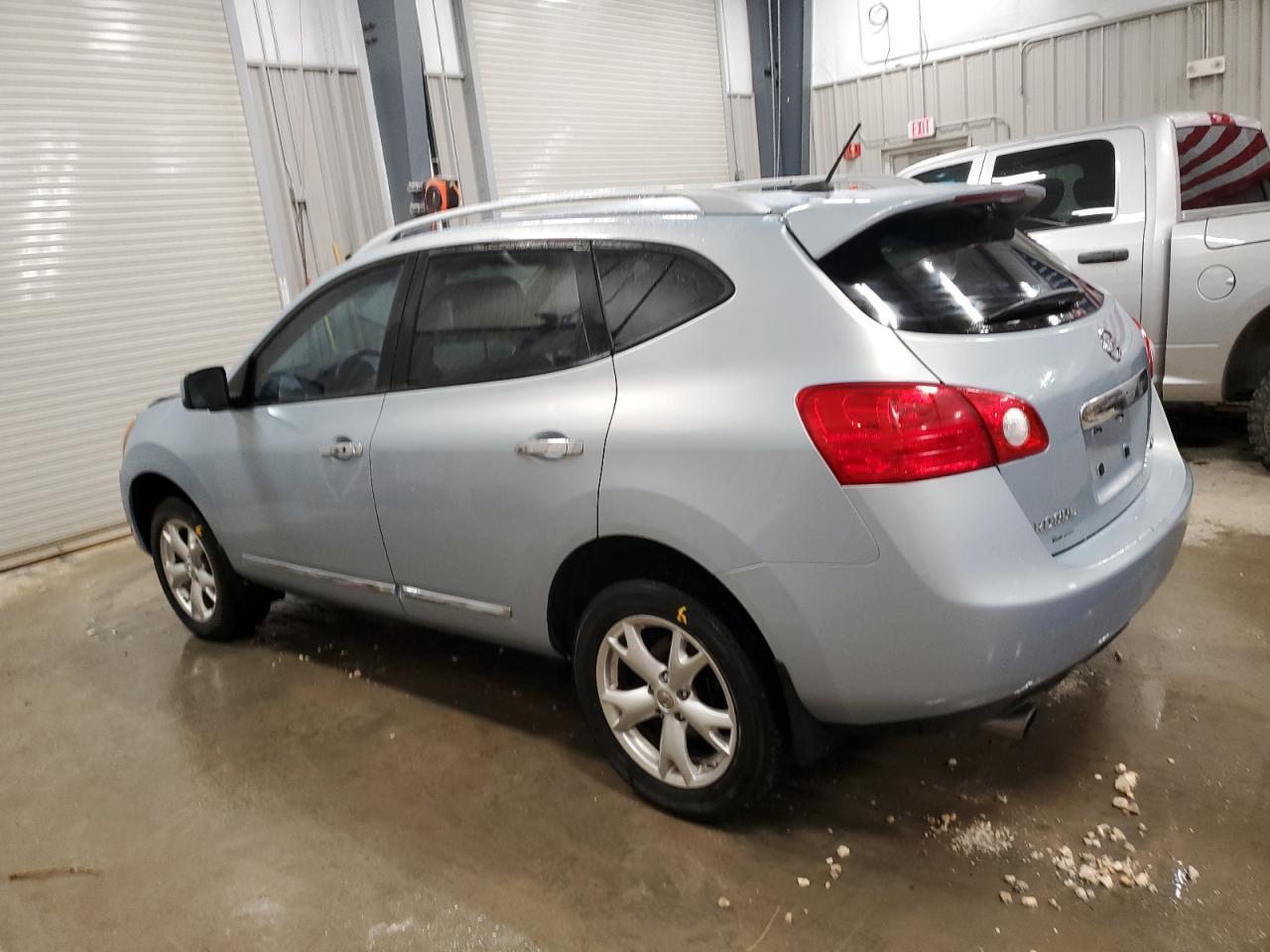 2011 NISSAN ROGUE
