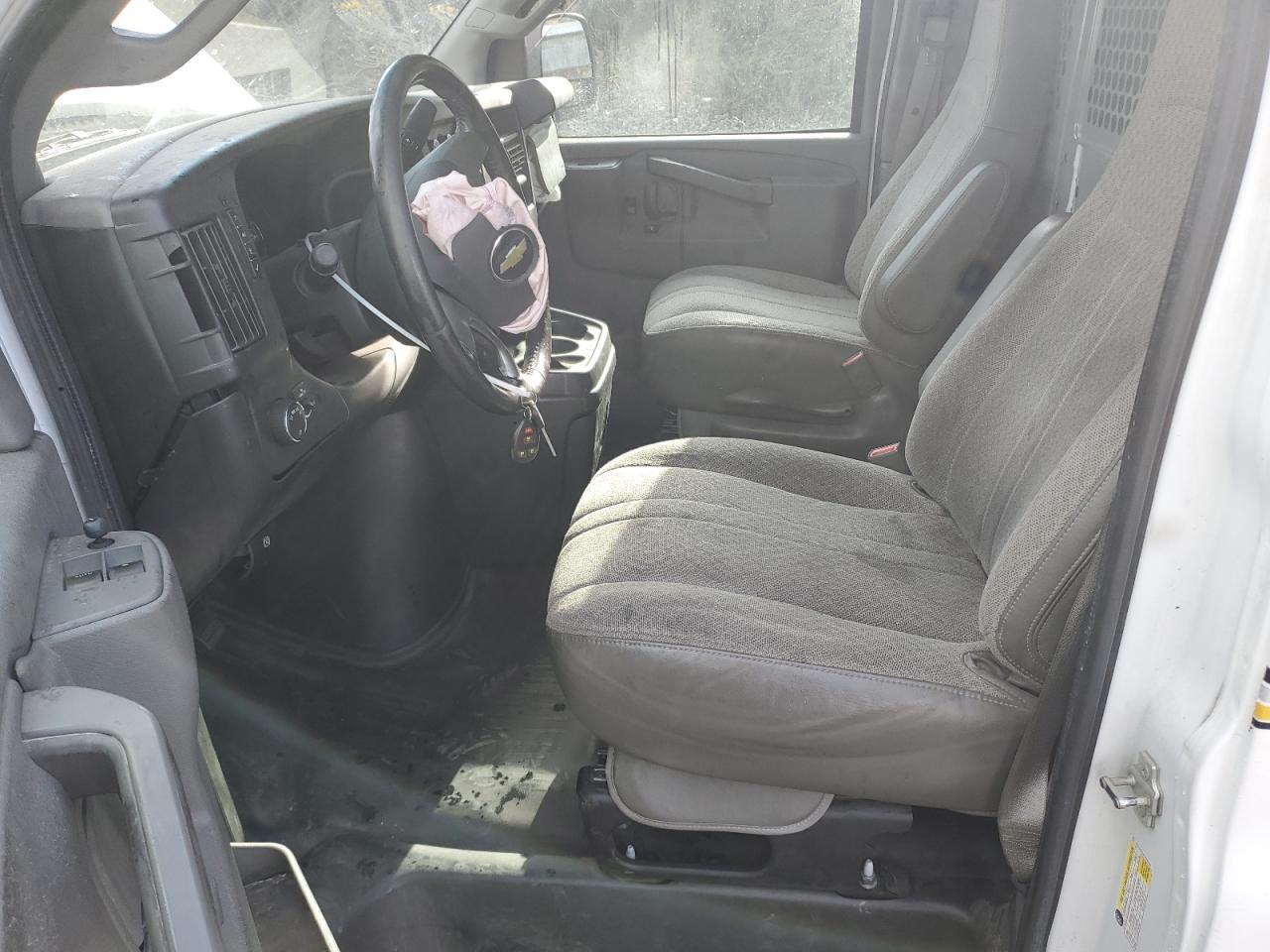 2016 CHEVROLET Express 3500