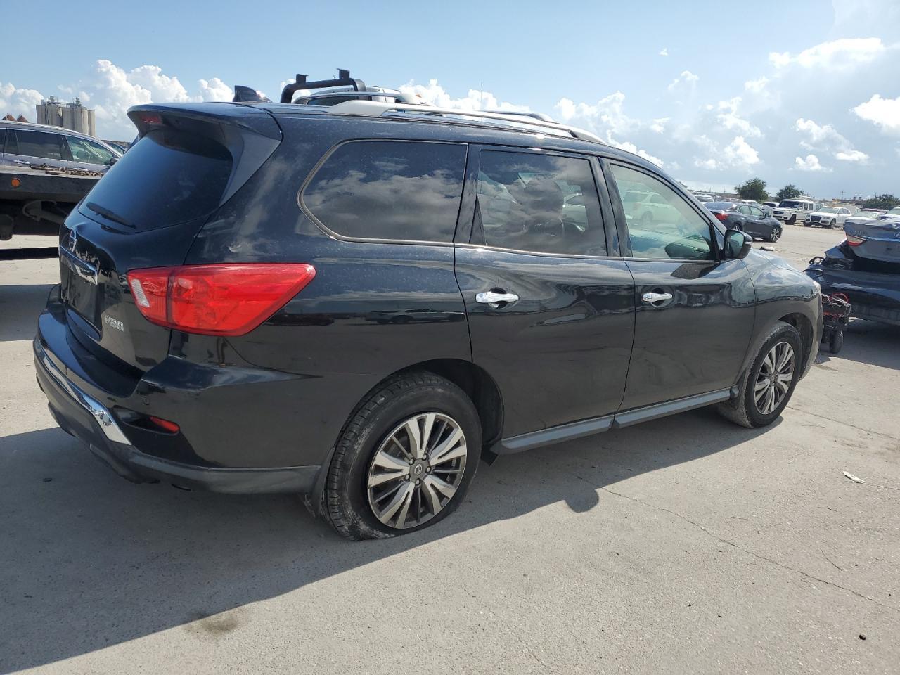 2019 NISSAN PATHFINDER