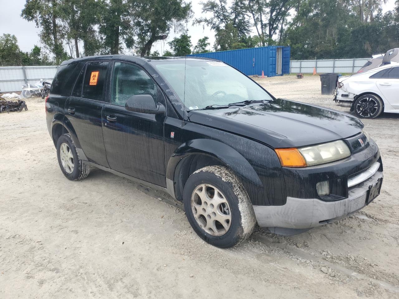 2004 SATURN Vue