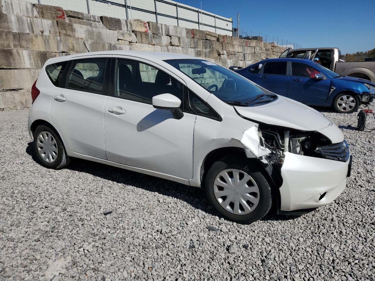 2016 NISSAN Versa Note