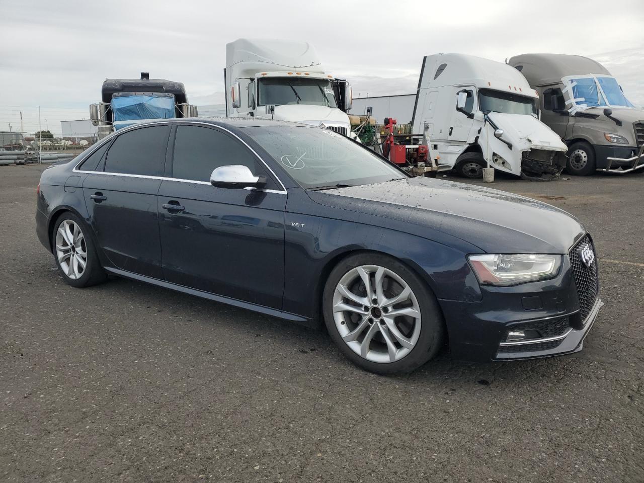 2013 AUDI S4