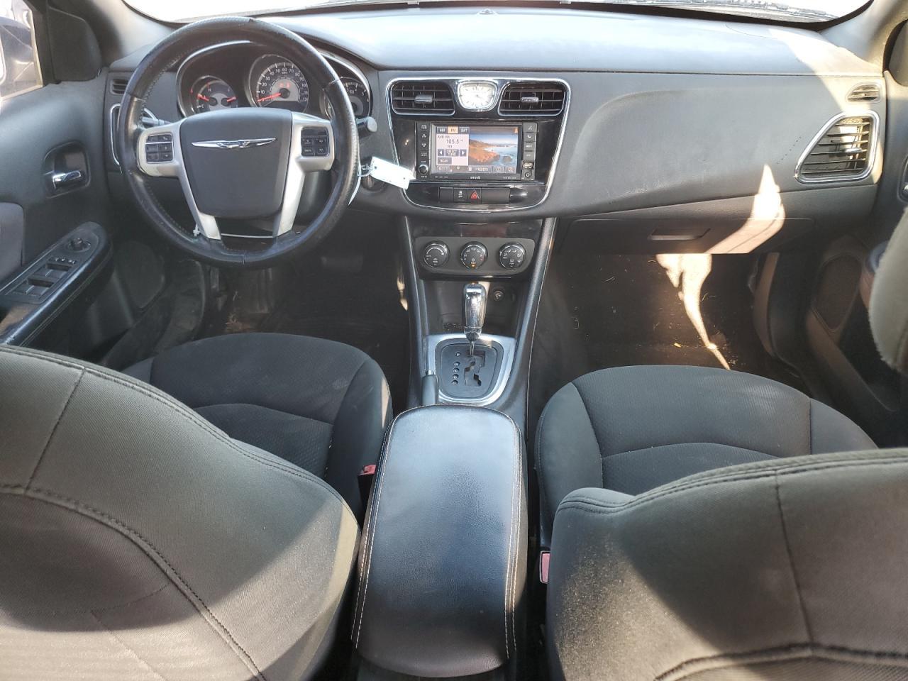 2012 CHRYSLER 200