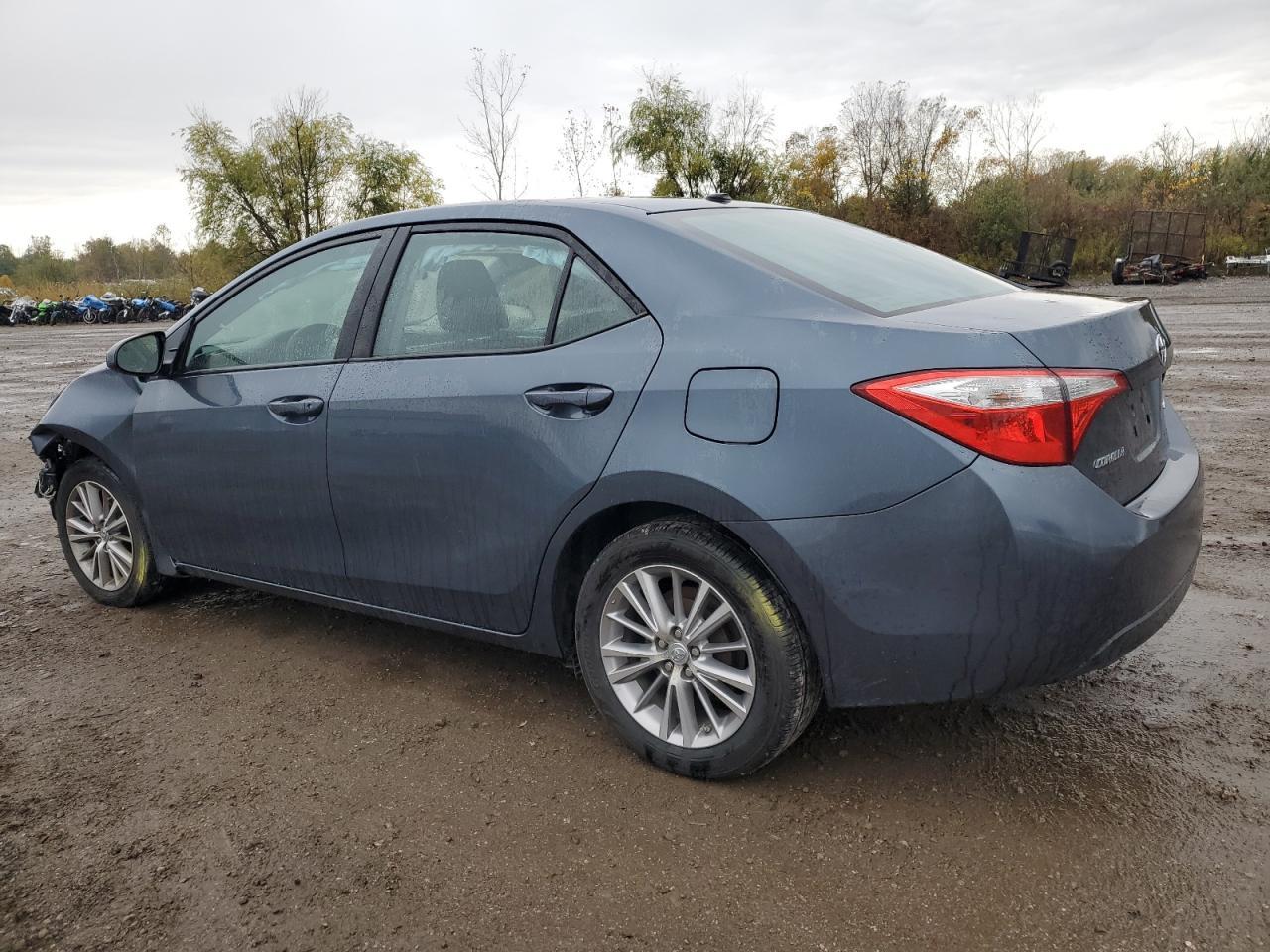 2015 TOYOTA COROLLA