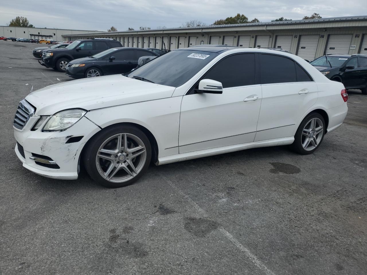 2013 MERCEDES-BENZ E-Class