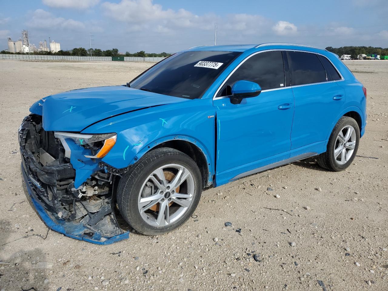 2022 AUDI Q3