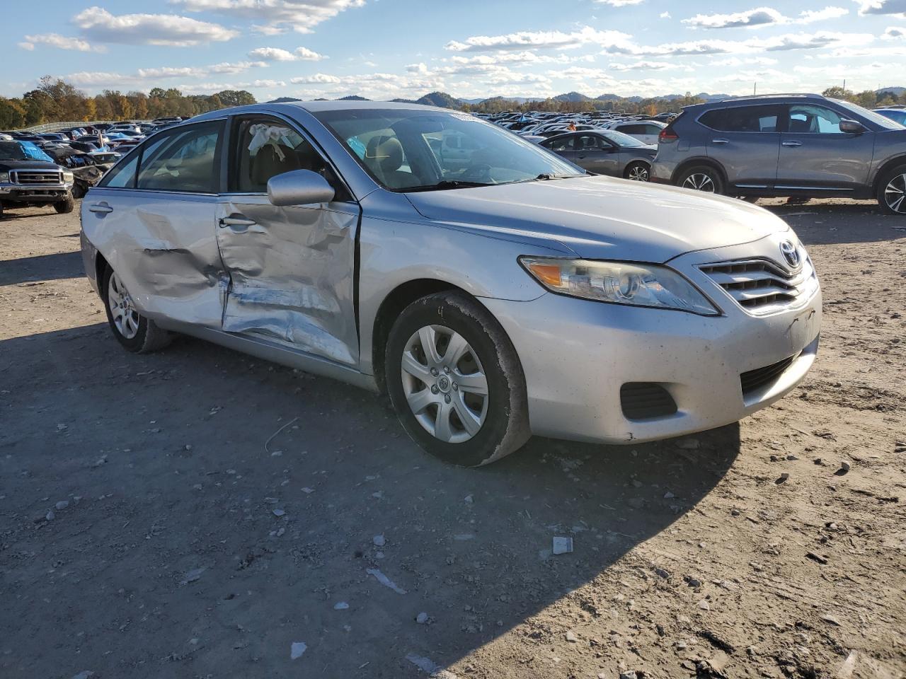 2011 TOYOTA CAMRY