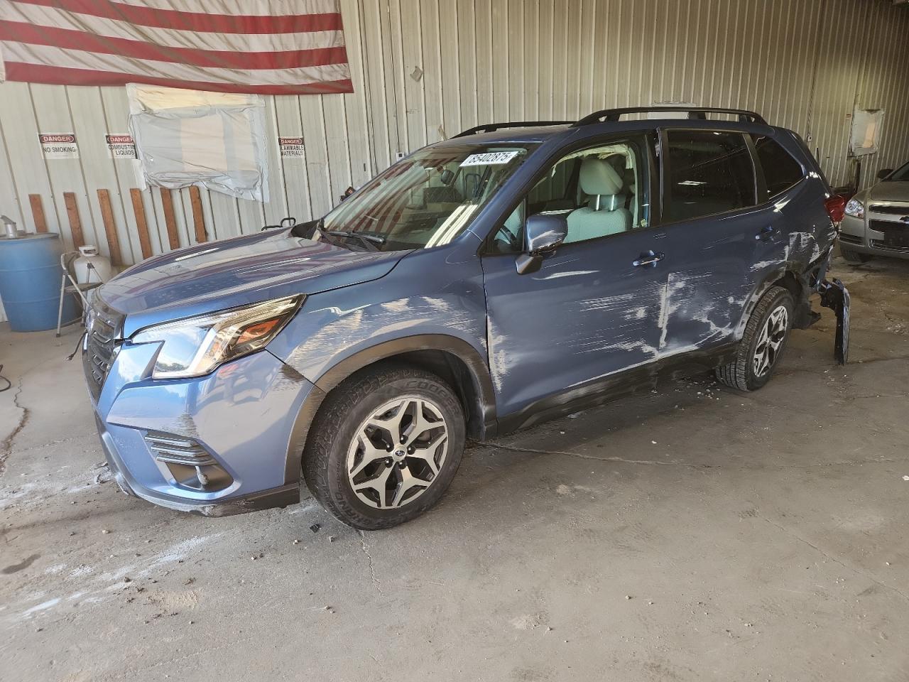 2022 SUBARU FORESTER