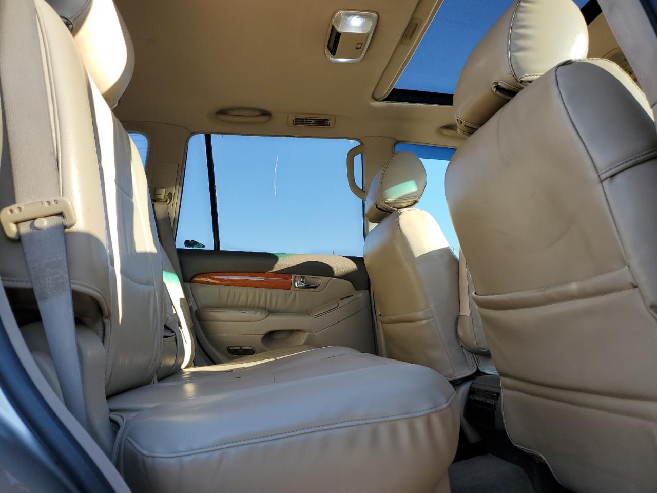 2004 LEXUS Gx 470