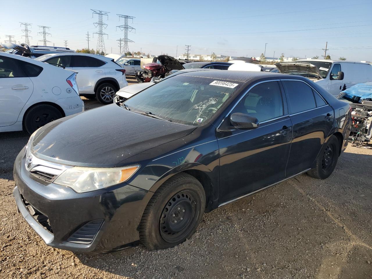2014 TOYOTA CAMRY