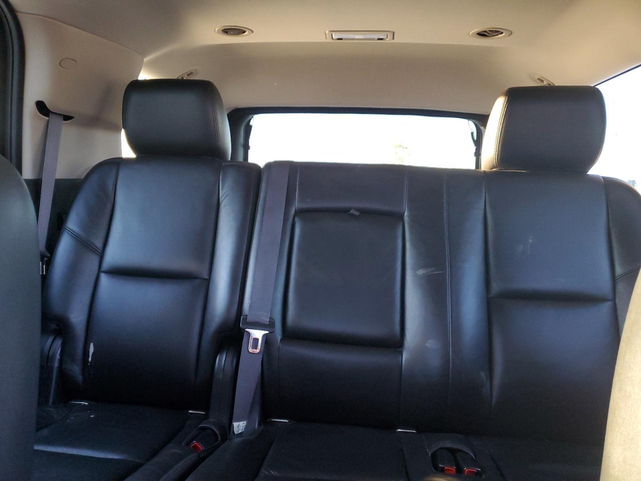 2012 CADILLAC ESCALADE