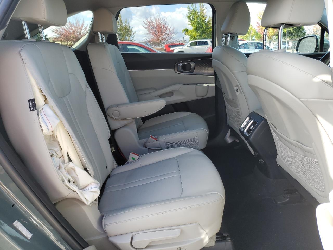 2025 KIA SORENTO