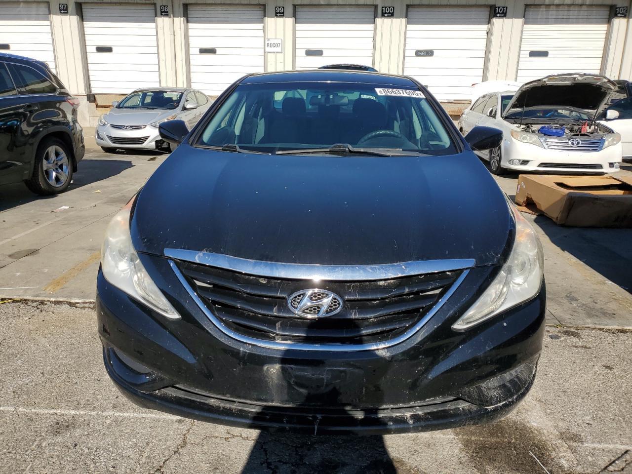 2011 HYUNDAI SONATA