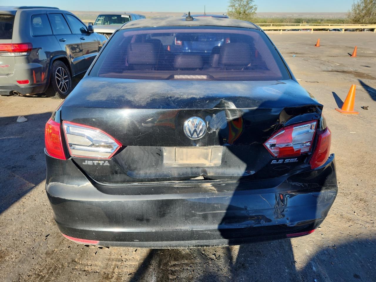 2011 VOLKSWAGEN JETTA