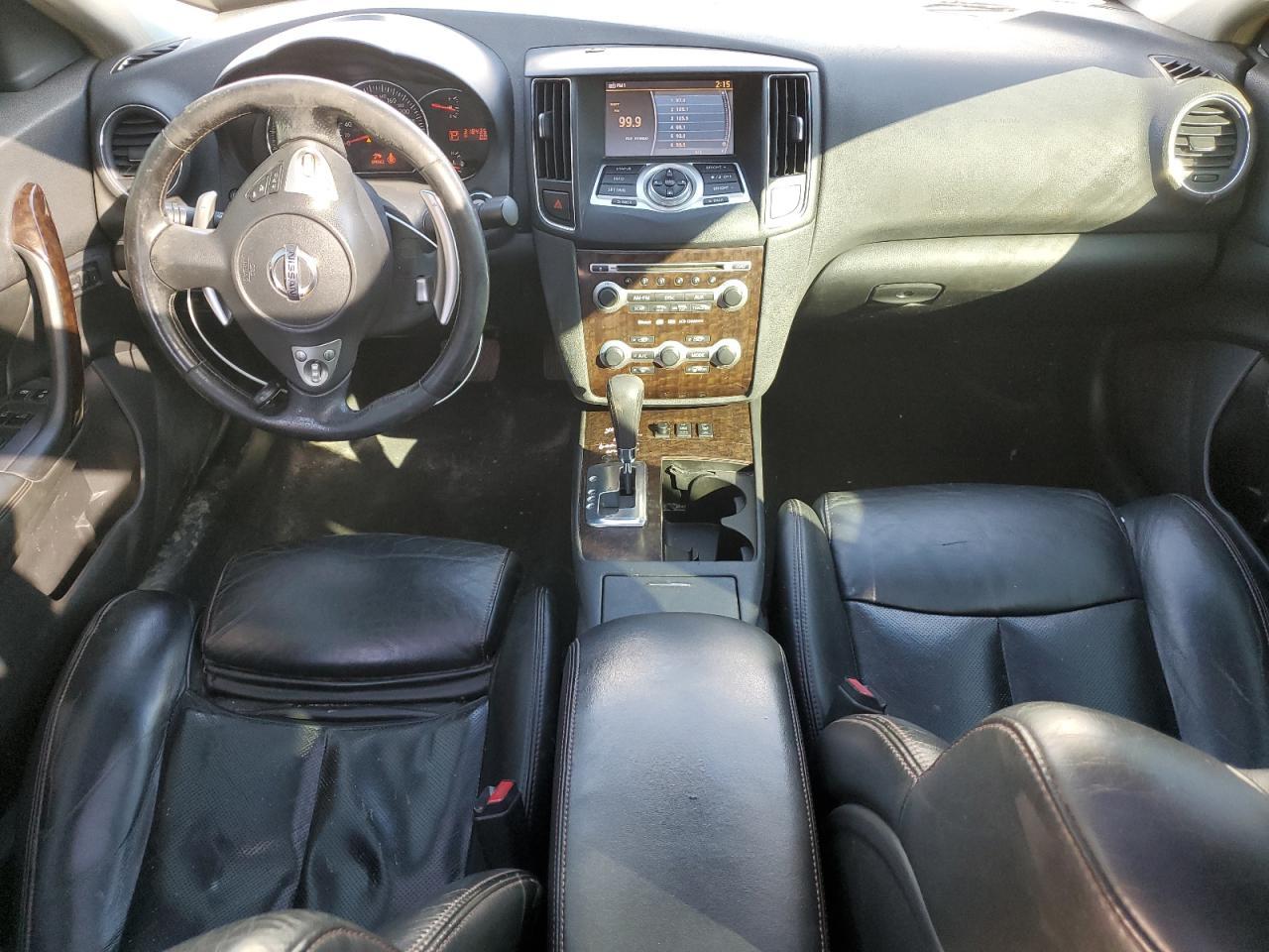 2009 NISSAN Maxima