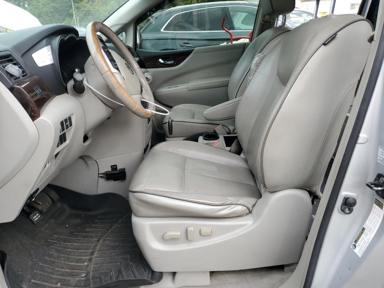 2012 NISSAN Quest