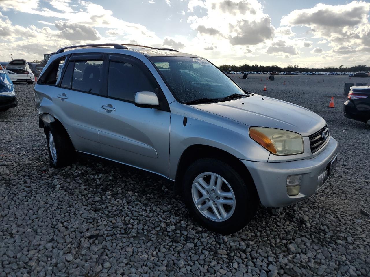 2003 TOYOTA RAV4