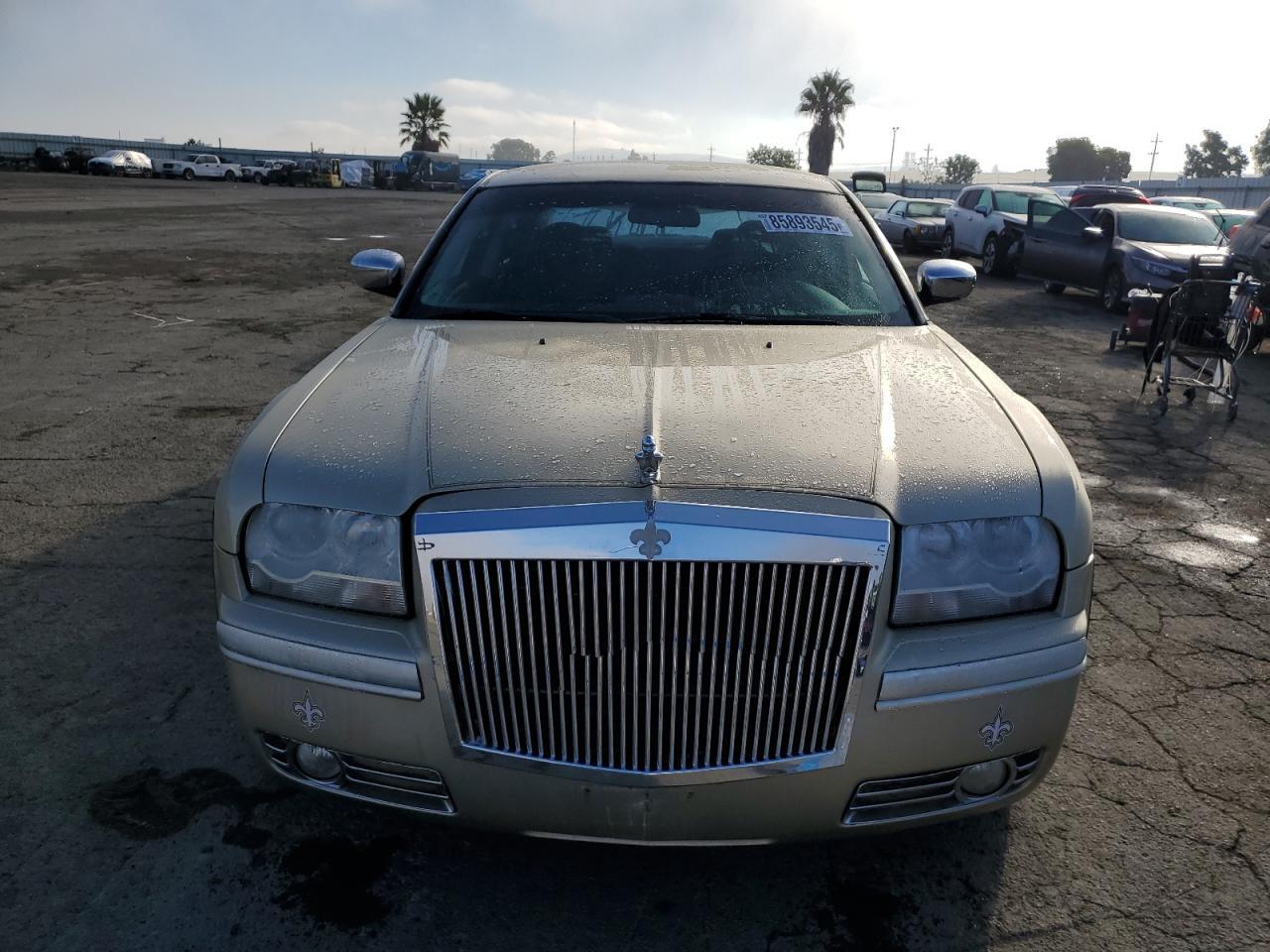 2010 CHRYSLER 300