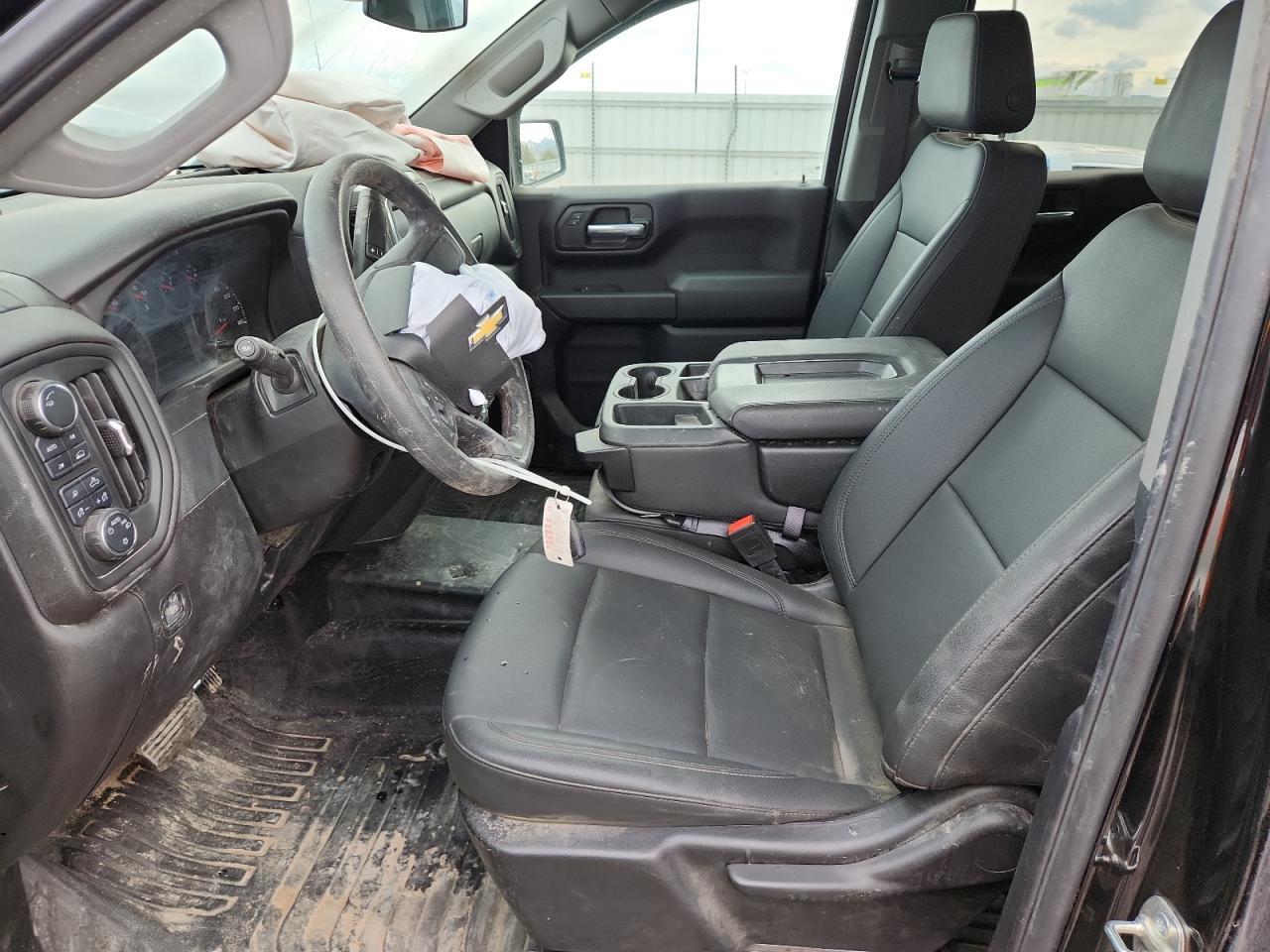 2025 CHEVROLET Silverado