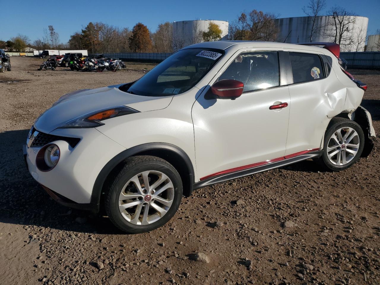 2015 NISSAN Juke