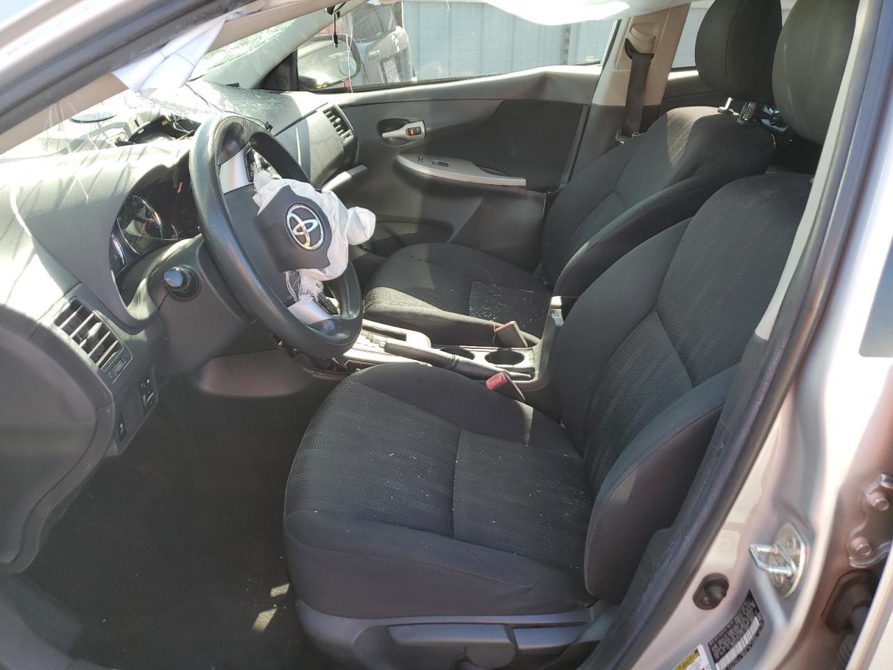 2011 TOYOTA COROLLA