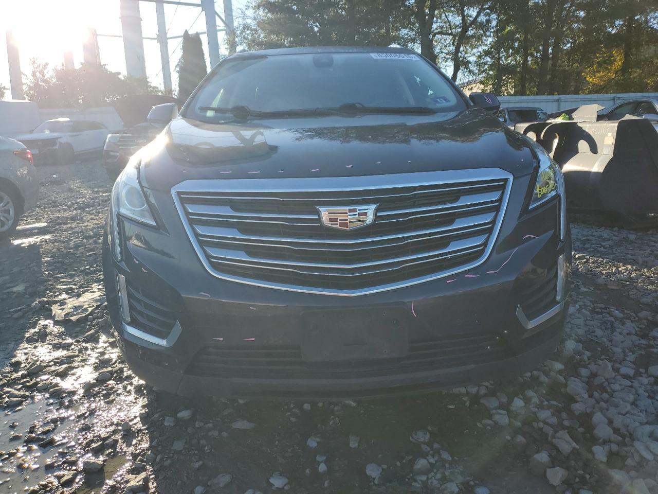 2017 CADILLAC XT5