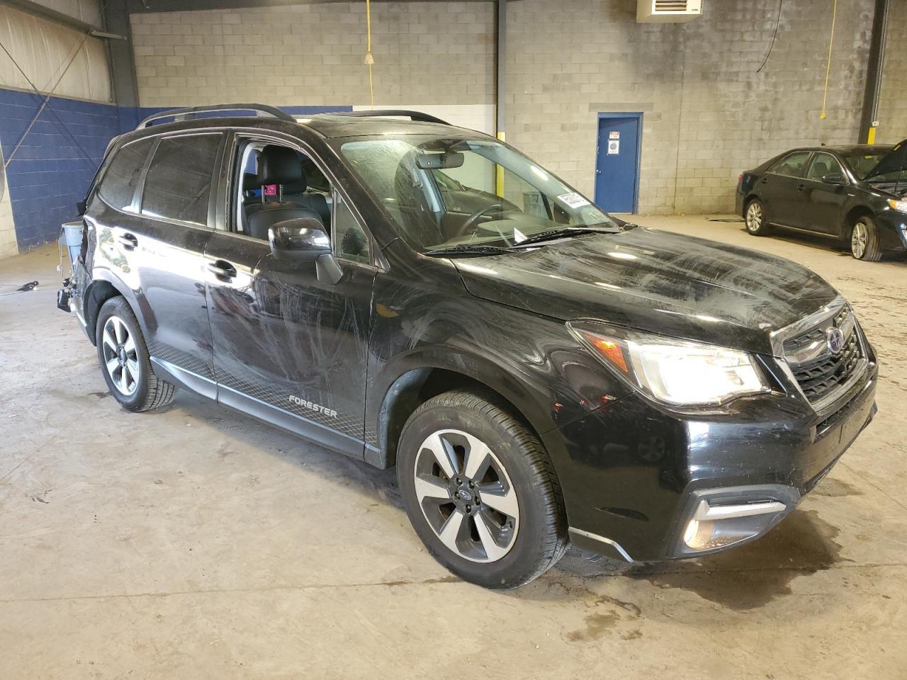 2017 SUBARU FORESTER