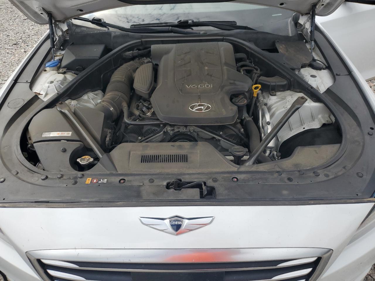 2015 HYUNDAI GENESIS