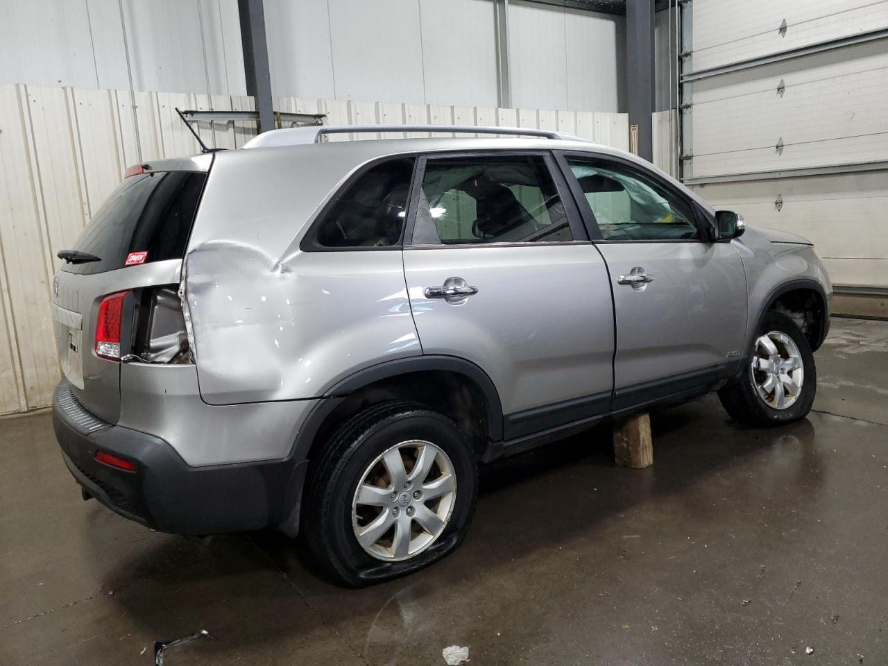 2013 KIA SORENTO