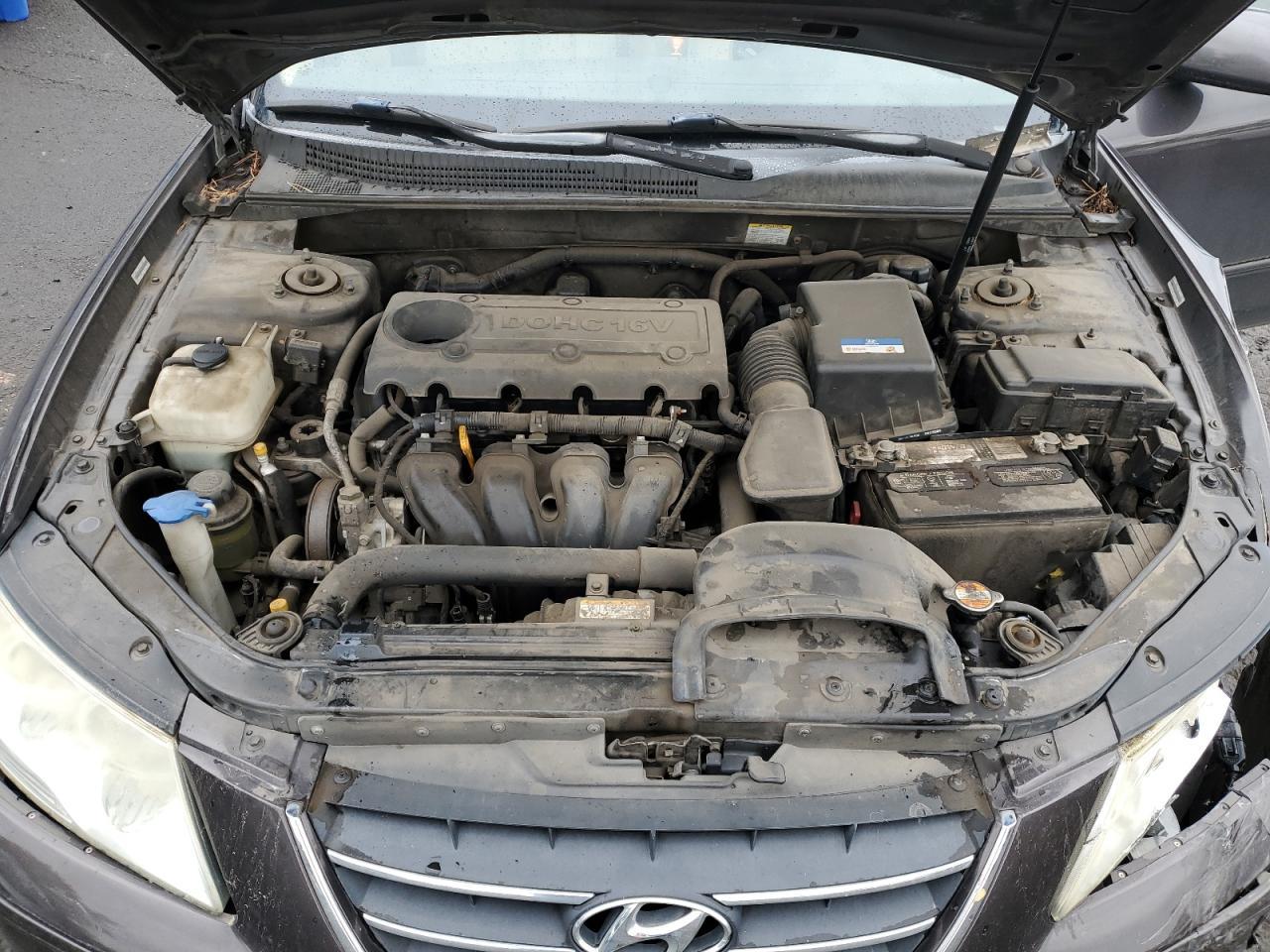 2010 HYUNDAI SONATA