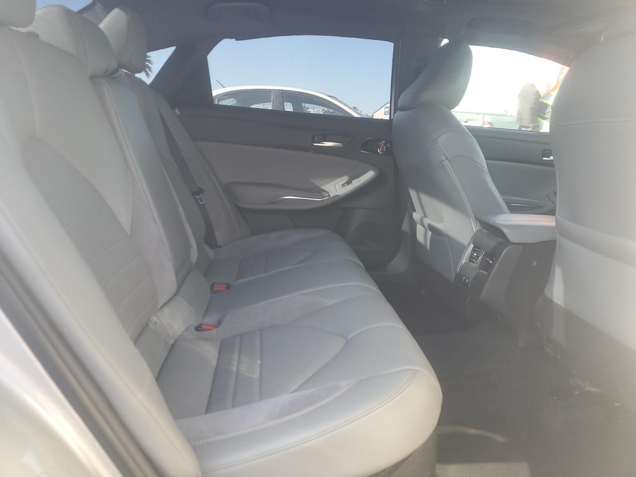 2020 TOYOTA Avalon