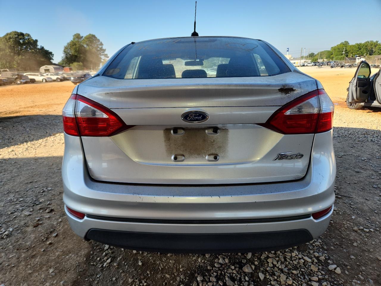 2014 FORD Fiesta